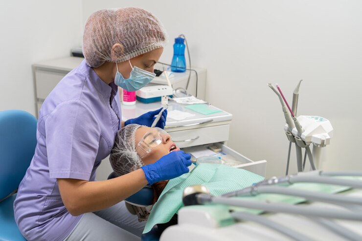 Facilities of ceramic teeth at ADS Dental Hospital